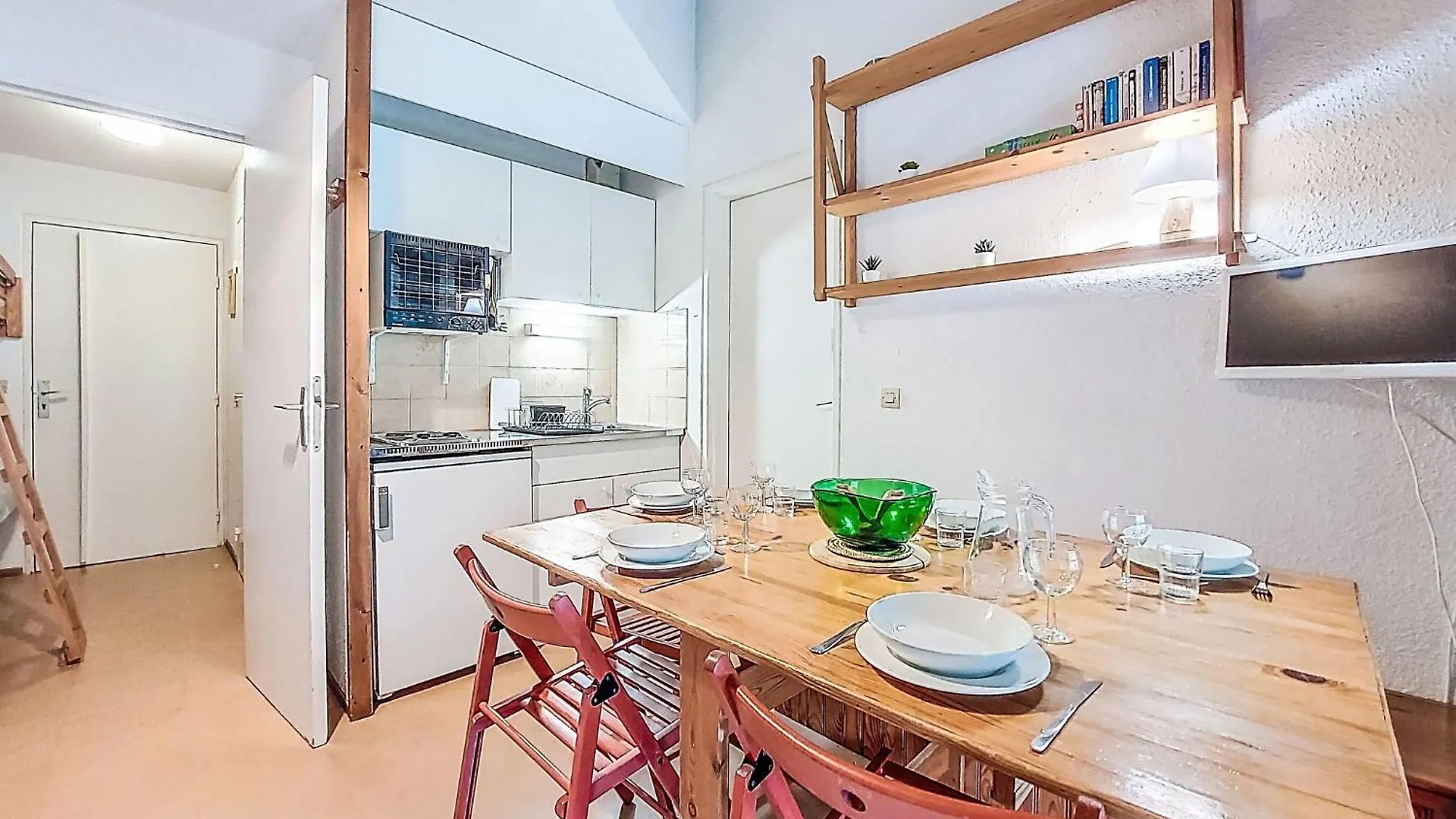 Apartment Pierres Blanches F Et H-10 By Interhome Le Cugnon