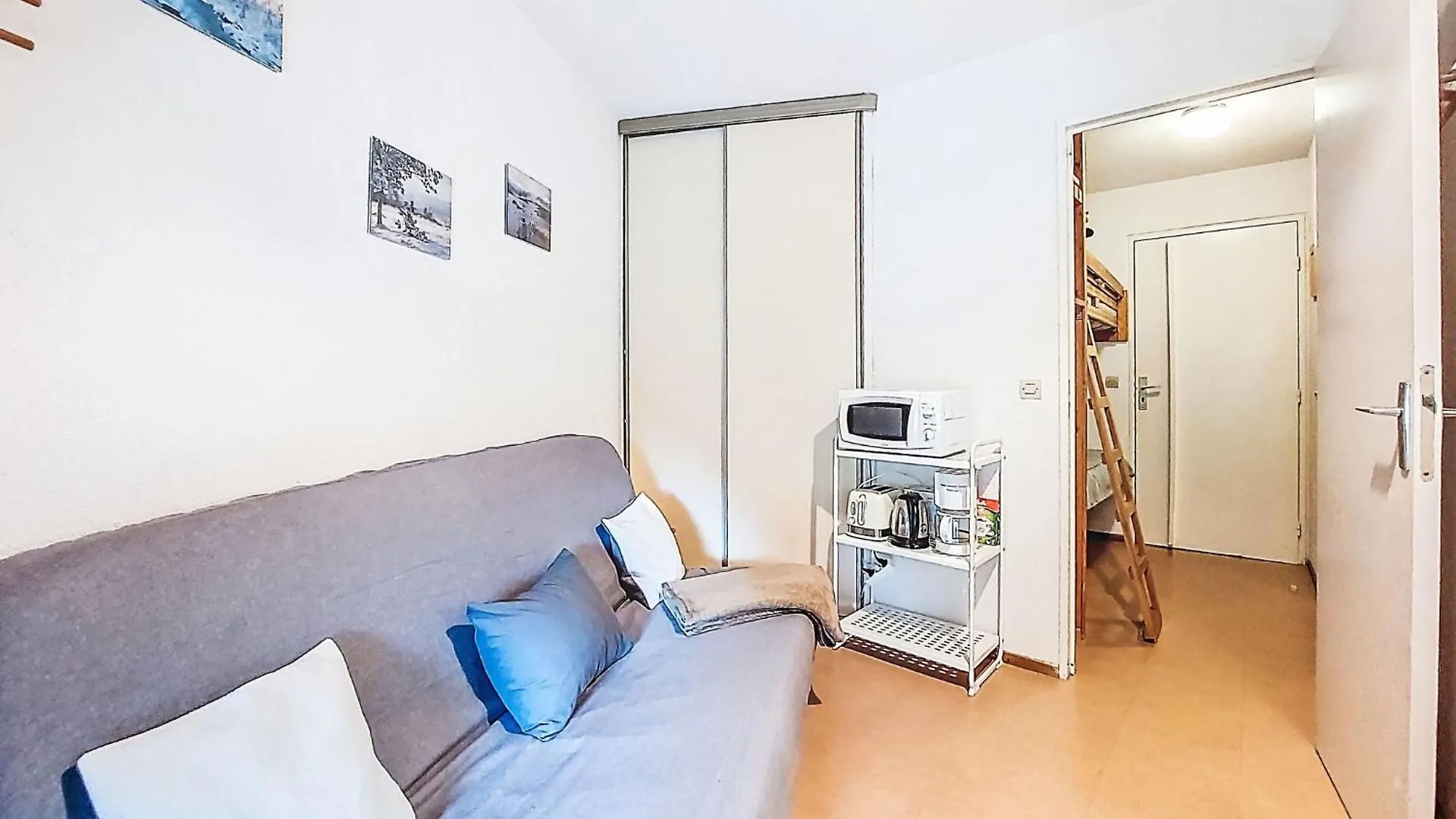 Apartment Pierres Blanches F Et H-10 By Interhome Le Cugnon
